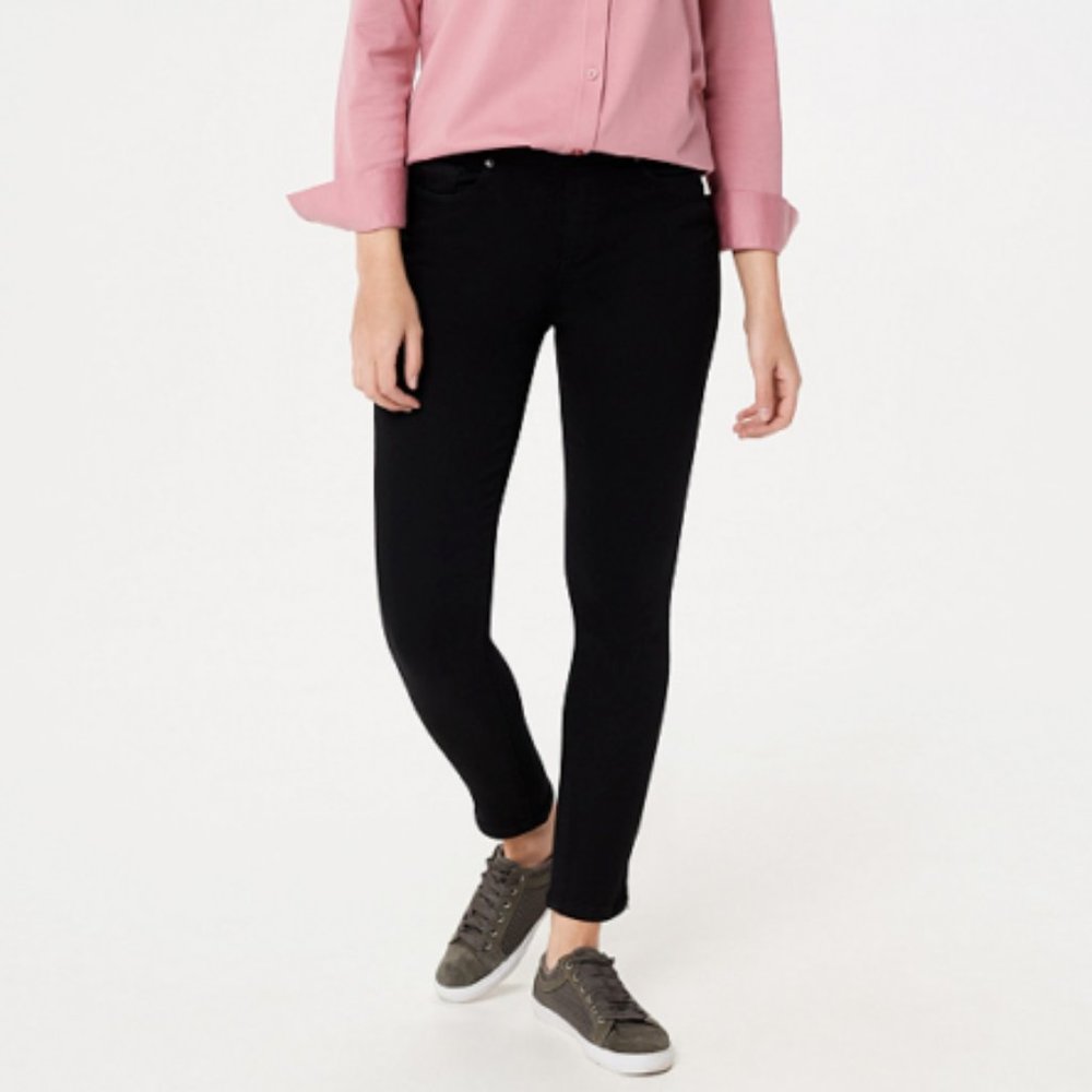 NWT MARTHA STEWART ZIP ANKLE JEANS BLACK 4P